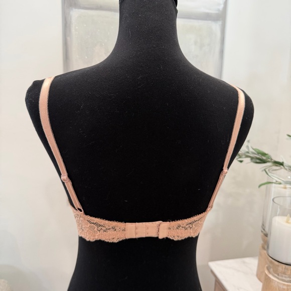 Victoria’s Secret Dream Angels Lined Demi Bra in Pink and Nude size 34D - Picture 4 of 9
